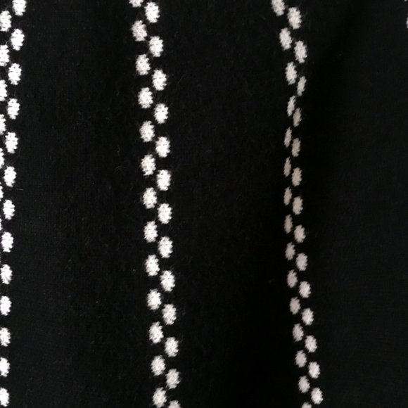 *Buy One Get One Free* Spense Black Chevron and White Border Knit Women's Skirt - Picture 5 of 5